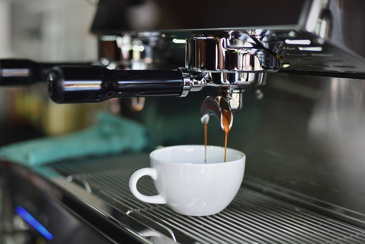 Z jakiego powodu serwowanie kawy dla gości jest ważne?